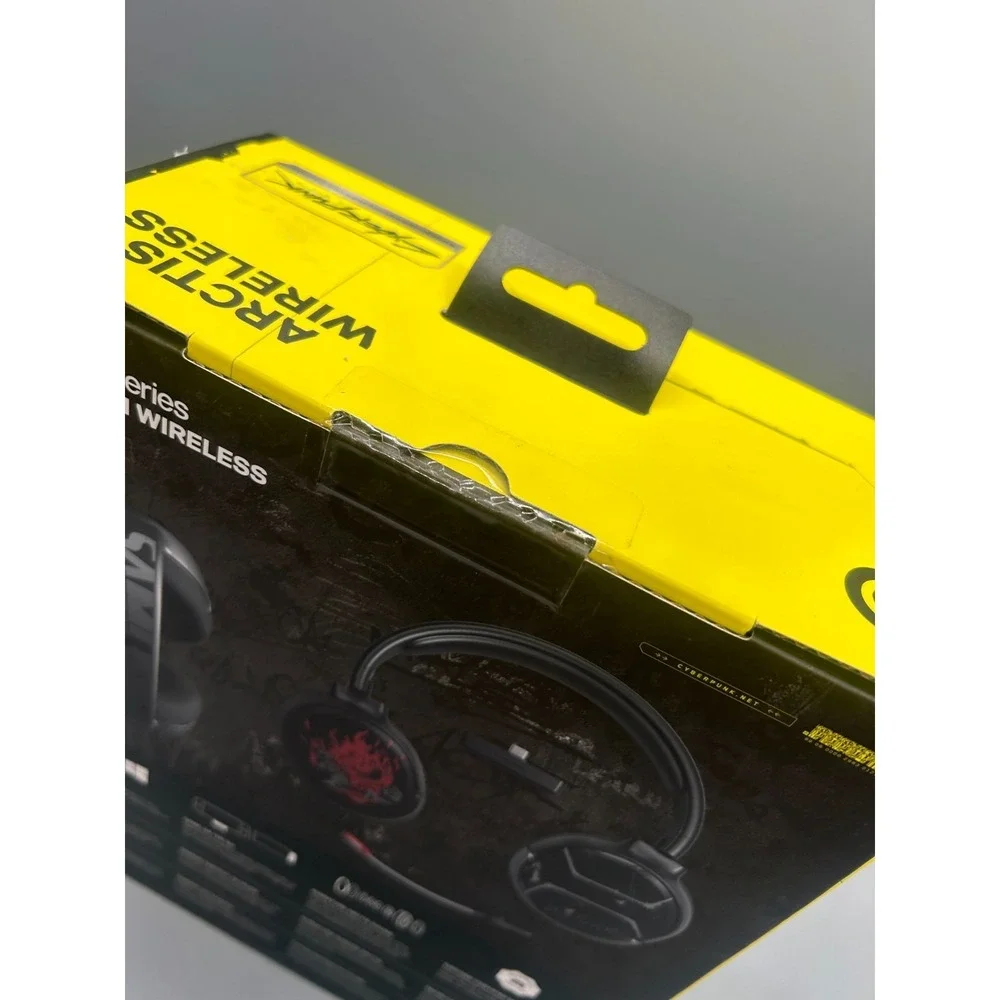 Steelseries Cyberpunk 2077 Johnny Silverhand Artic 1 Wireless Headset Xbox